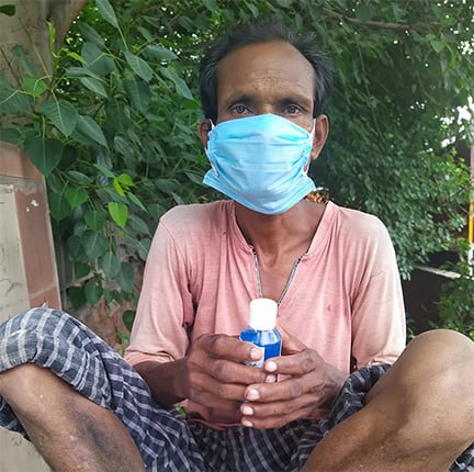 Organized distribution with distancing markers and guided entry